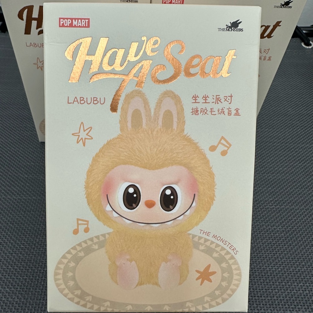 THE MONSTERS LABUBU- Have a Seat Vinyl Plush Blind Box